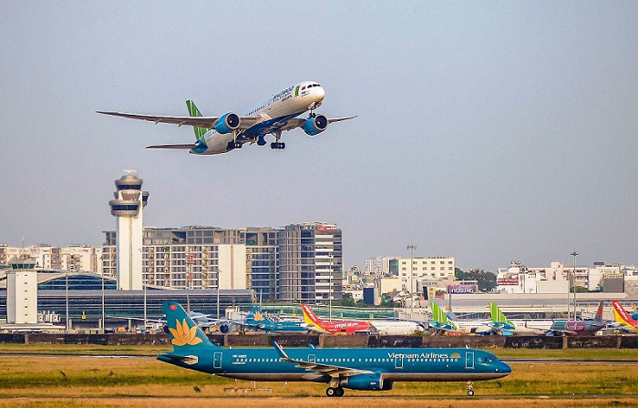 Nhiều hãng hàng không khai thác chặng bay đến sân bay Tân Sơn Nhất Sài Gòn